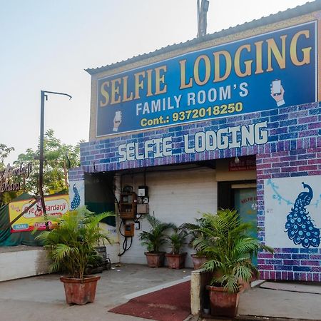 Hotel Oyo 37530 Selfie Dhaba Sasupāda Zewnętrze zdjęcie
